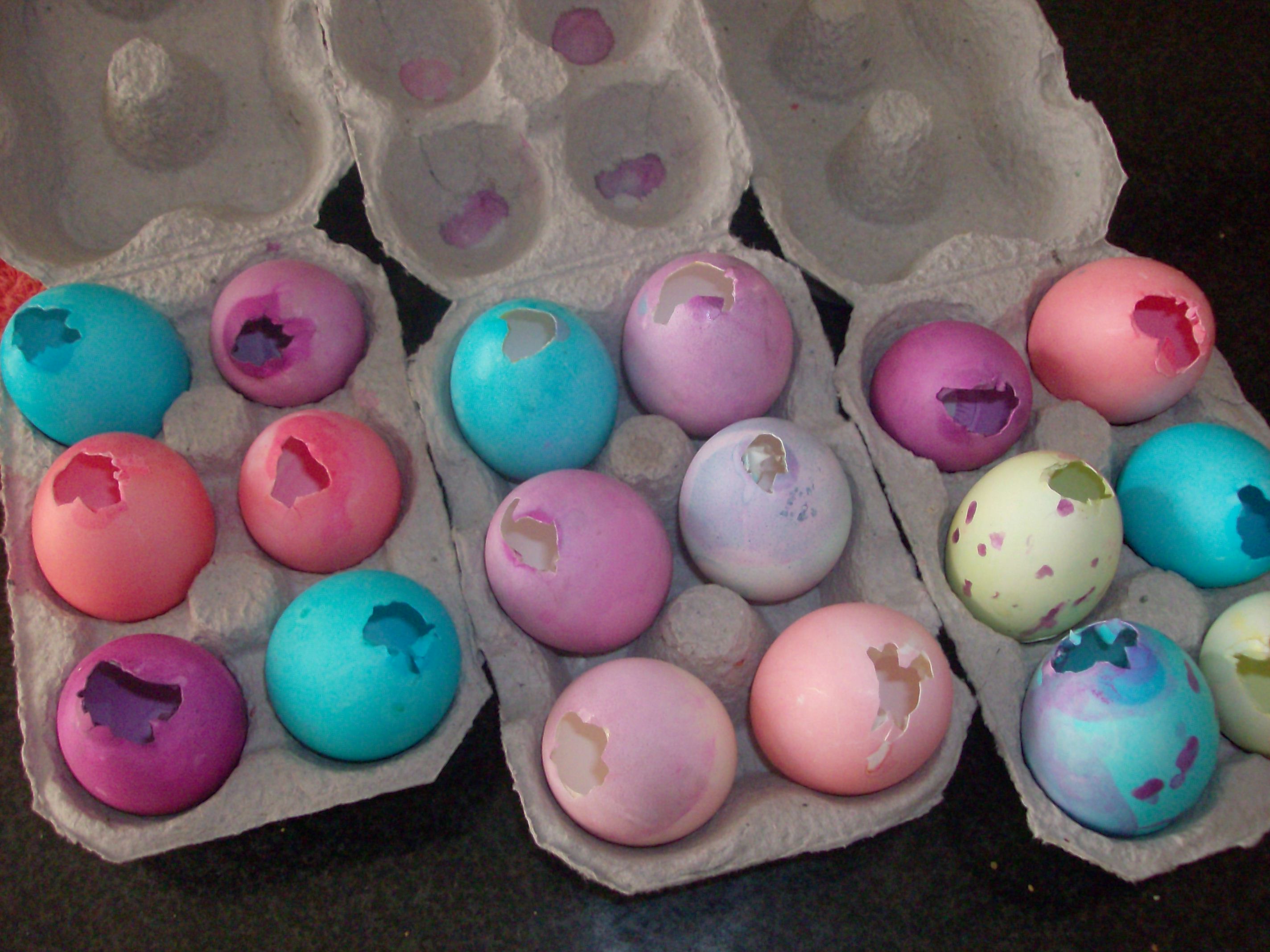 Homemade Cascarones Confetti Eggs For Easter Mommy Savers 