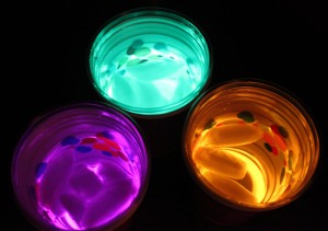 glow in the dark drink cups