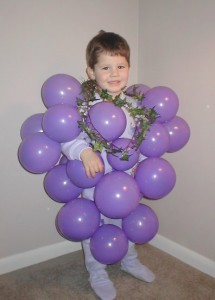 diy halloween costumes grapes