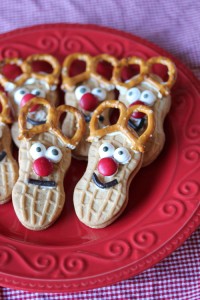 nutter butter reindeer cookies christmas treats