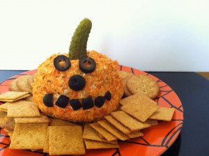halloween food: Jack-o-lantern cheese ball