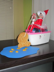 25 Funny Elf on the Shelf Ideas - Mommysavers