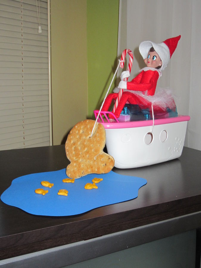 25 Funny Elf on the Shelf Ideas - Mommysavers | Mommysavers