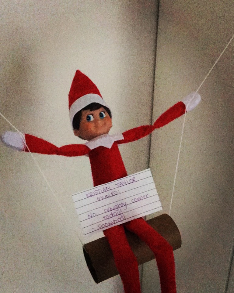 A Week of Simple Elf on the Shelf Inspiration | Mommysavers