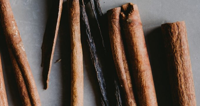 How to Make Homemade Extracts